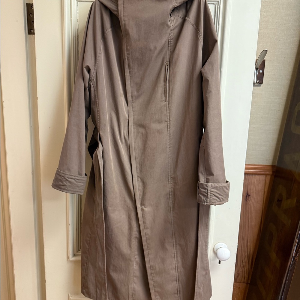 Peregrine Shell Trench Coat in Smoke - Picture 7 of 11